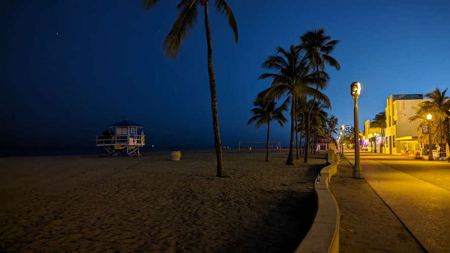 MIA_2023-08-09 23-49-39_PXL_20230810_034939036.NIGHT